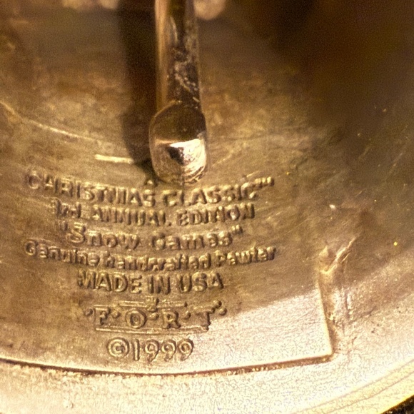 Set of 2 Fort Pewter Christmas Bells - Picture 8 of 8